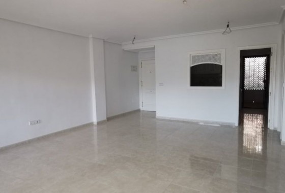 Resale - Apartment / flat - Orihuela Costa