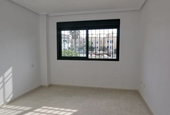 Resale - Apartment / flat - Orihuela Costa