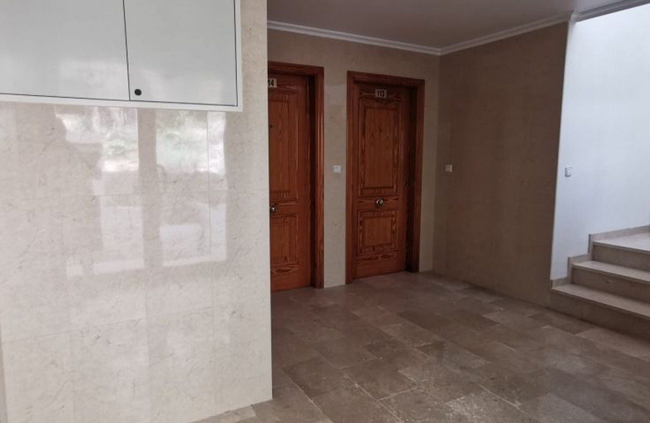 Resale - Apartment / flat - Orihuela Costa