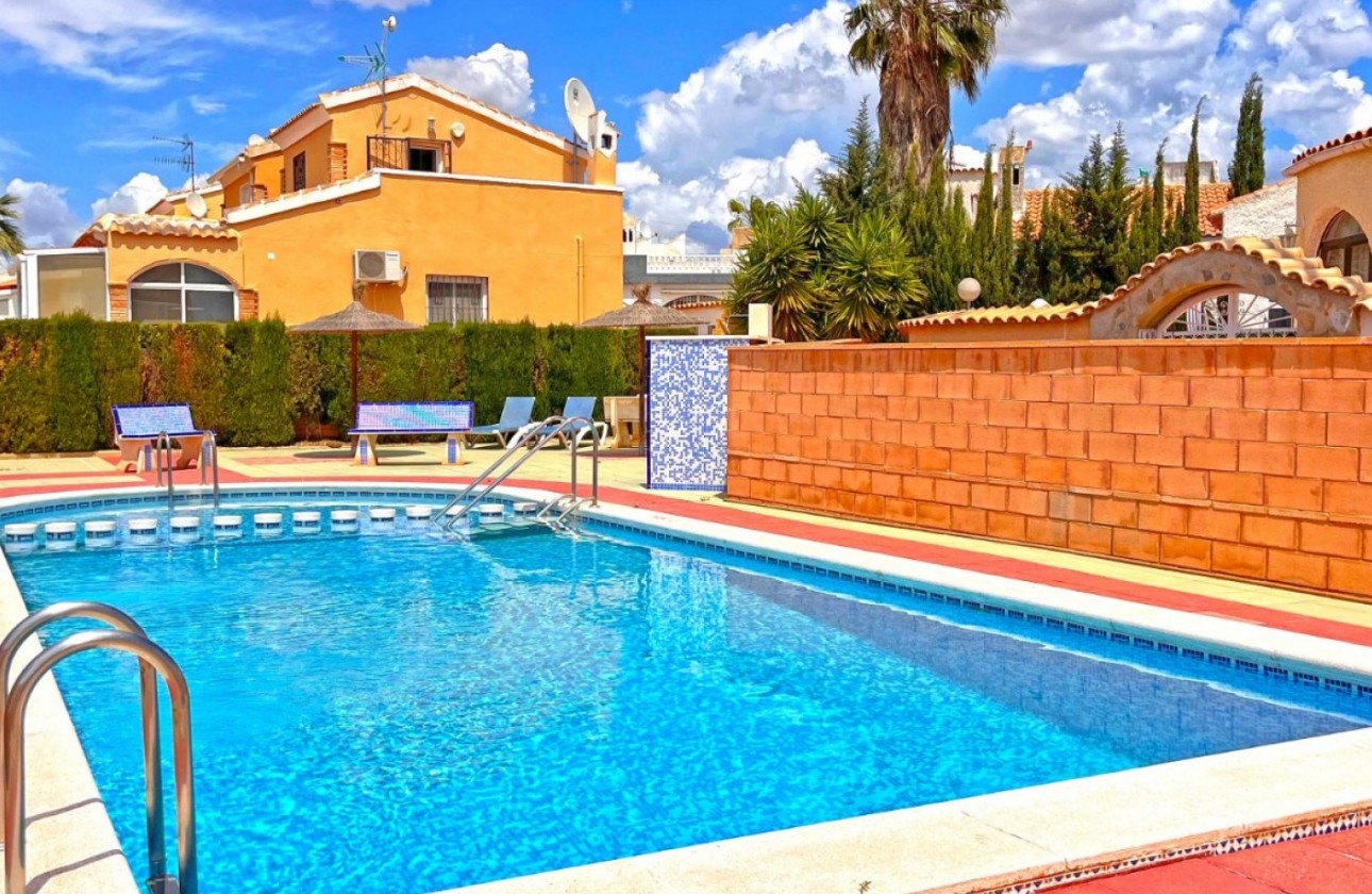 Revente - Villa - Orihuela Costa - Playa Flamenca