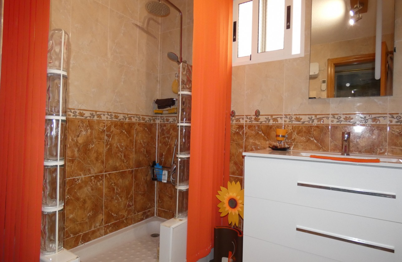 Reventa - Apartamento / piso - Algorfa