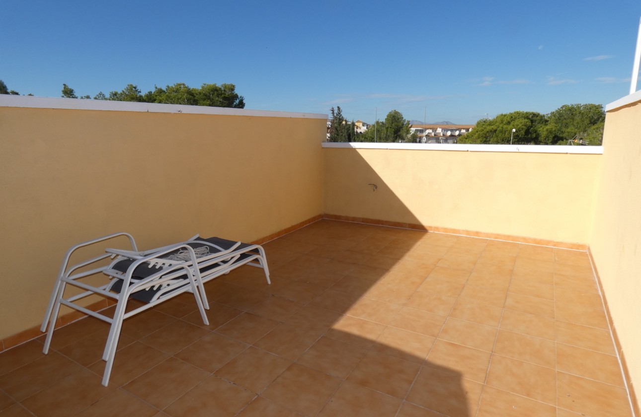 Resale - Villa - Algorfa