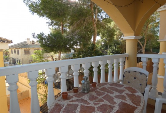 Resale - Villa - Algorfa