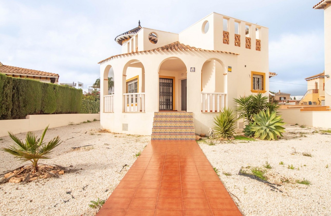 Revente - Villa - Orihuela Costa - Lomas de Cabo Roig