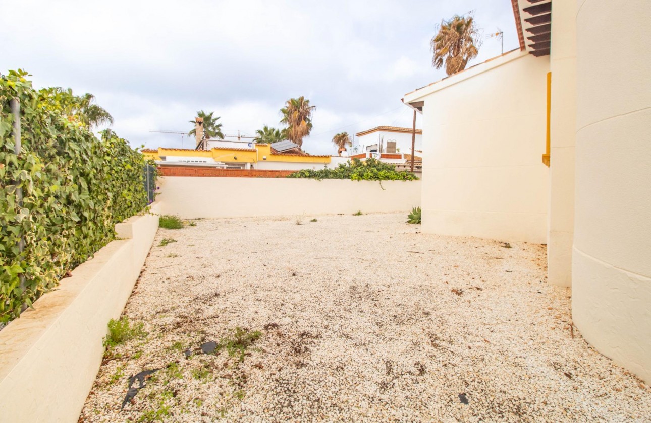 Revente - Villa - Orihuela Costa - Lomas de Cabo Roig