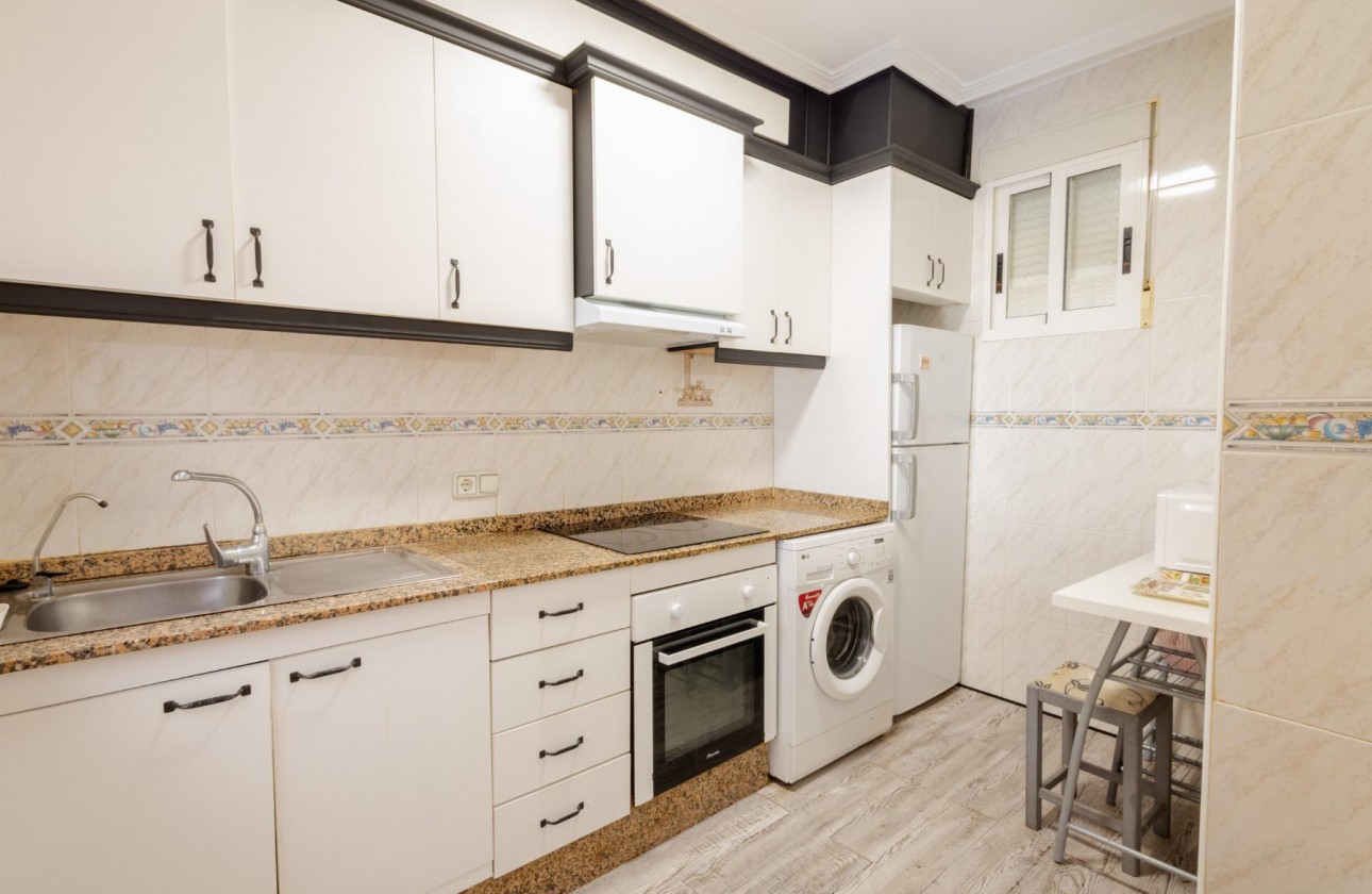 Revente - Appartement - Torrevieja - Centro