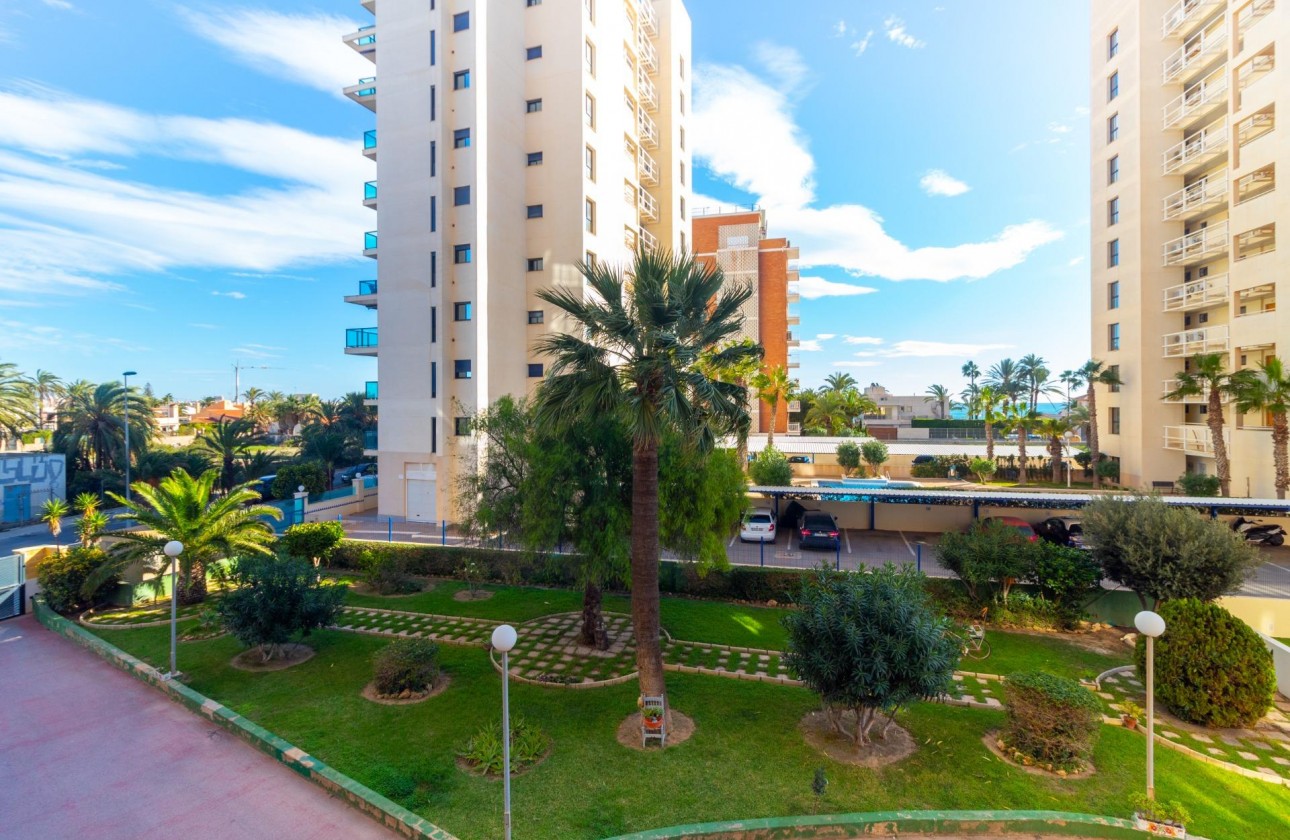 Resale - Apartment / flat - Torrevieja - La veleta