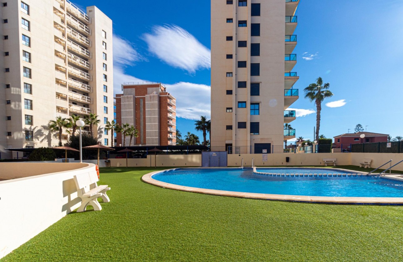 Resale - Apartment / flat - Torrevieja - La veleta