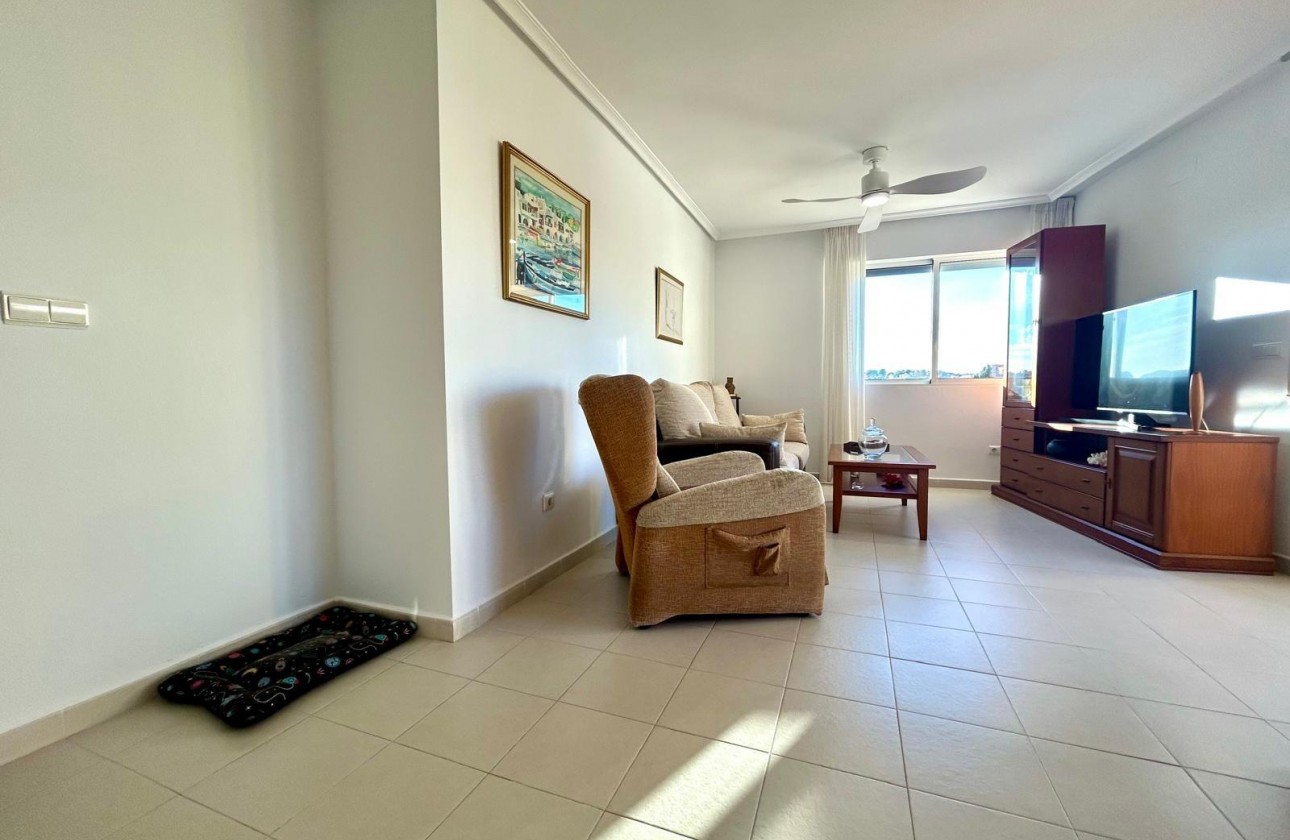 Resale - Apartment / flat - Orihuela Costa - Campoamor