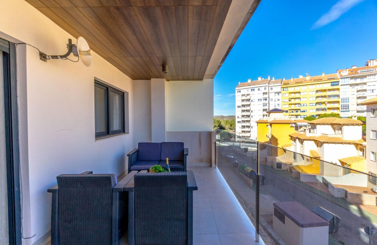 Reventa - Apartamento / piso - Orihuela Costa - Altos de Campoamor