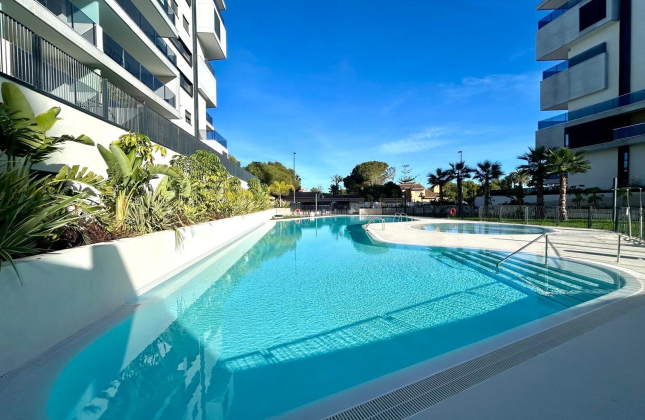 Resale - Apartment / flat - Orihuela Costa - Altos de Campoamor