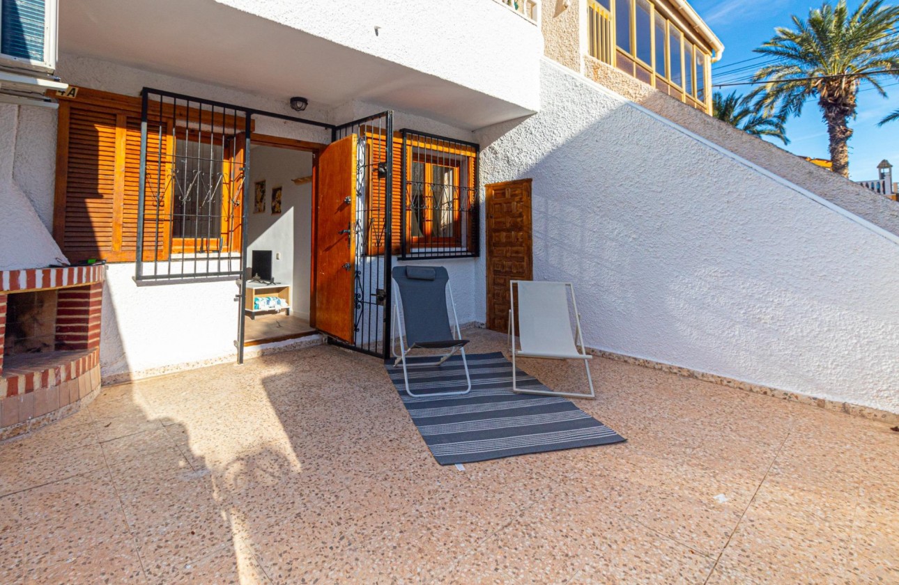 Resale - Bungalow - Torrevieja - Playa de los Naufragos