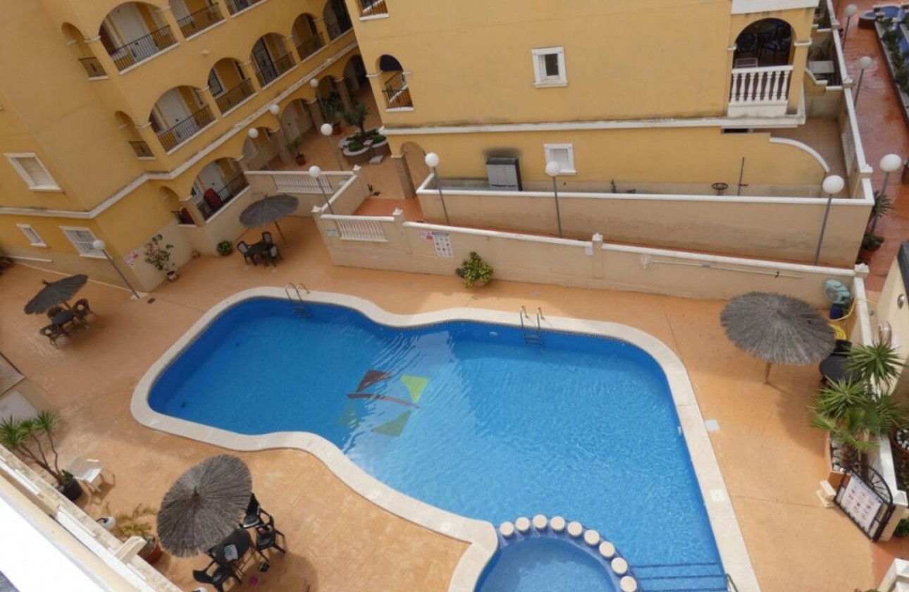 Resale - Apartment / flat - Algorfa