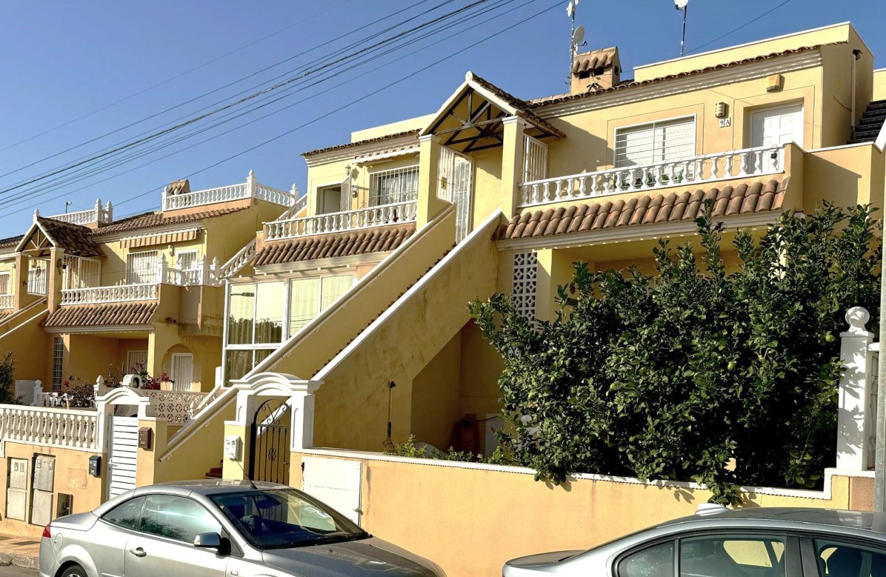 Resale - Apartment / flat - Villamartin