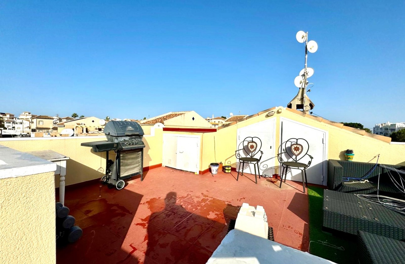 Resale - Apartment / flat - Villamartin