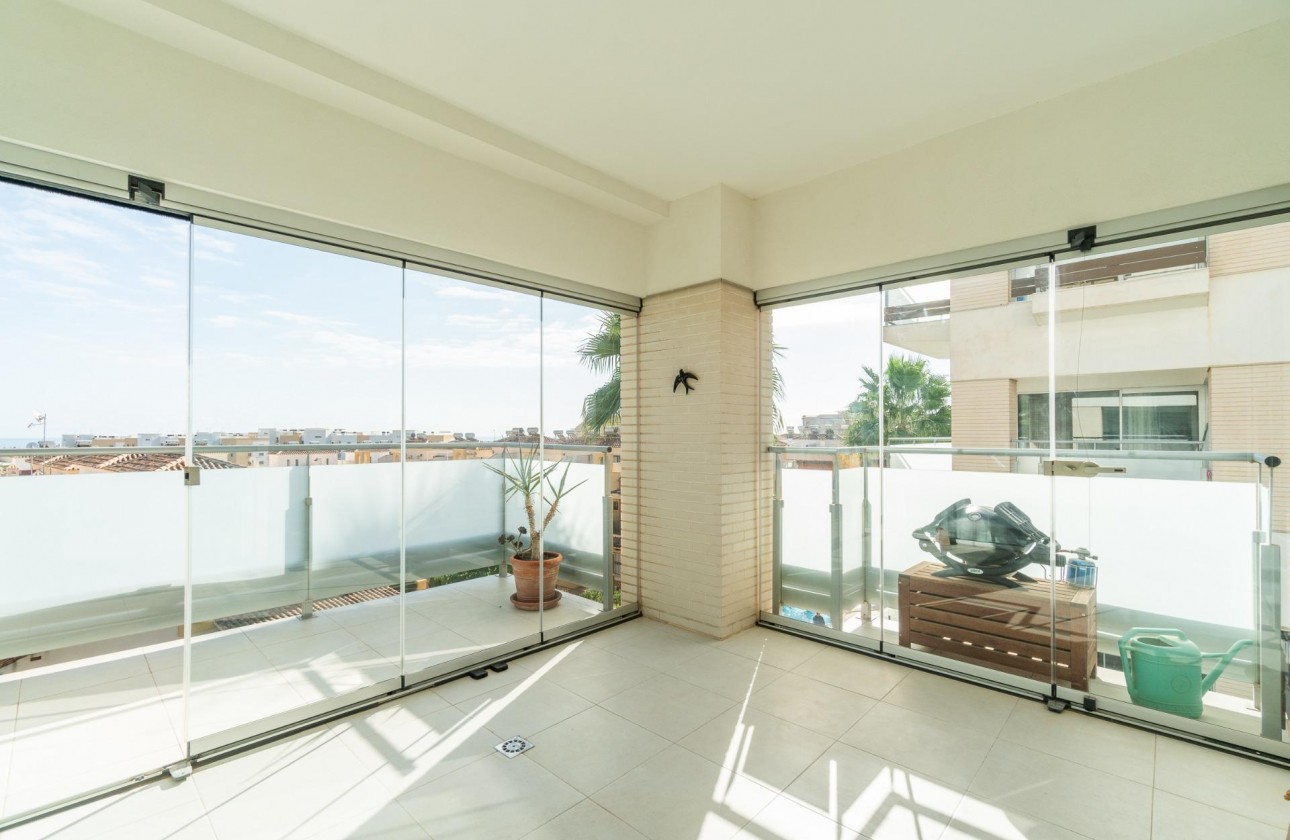 Resale - Apartment / flat - Orihuela Costa - Los Dolses