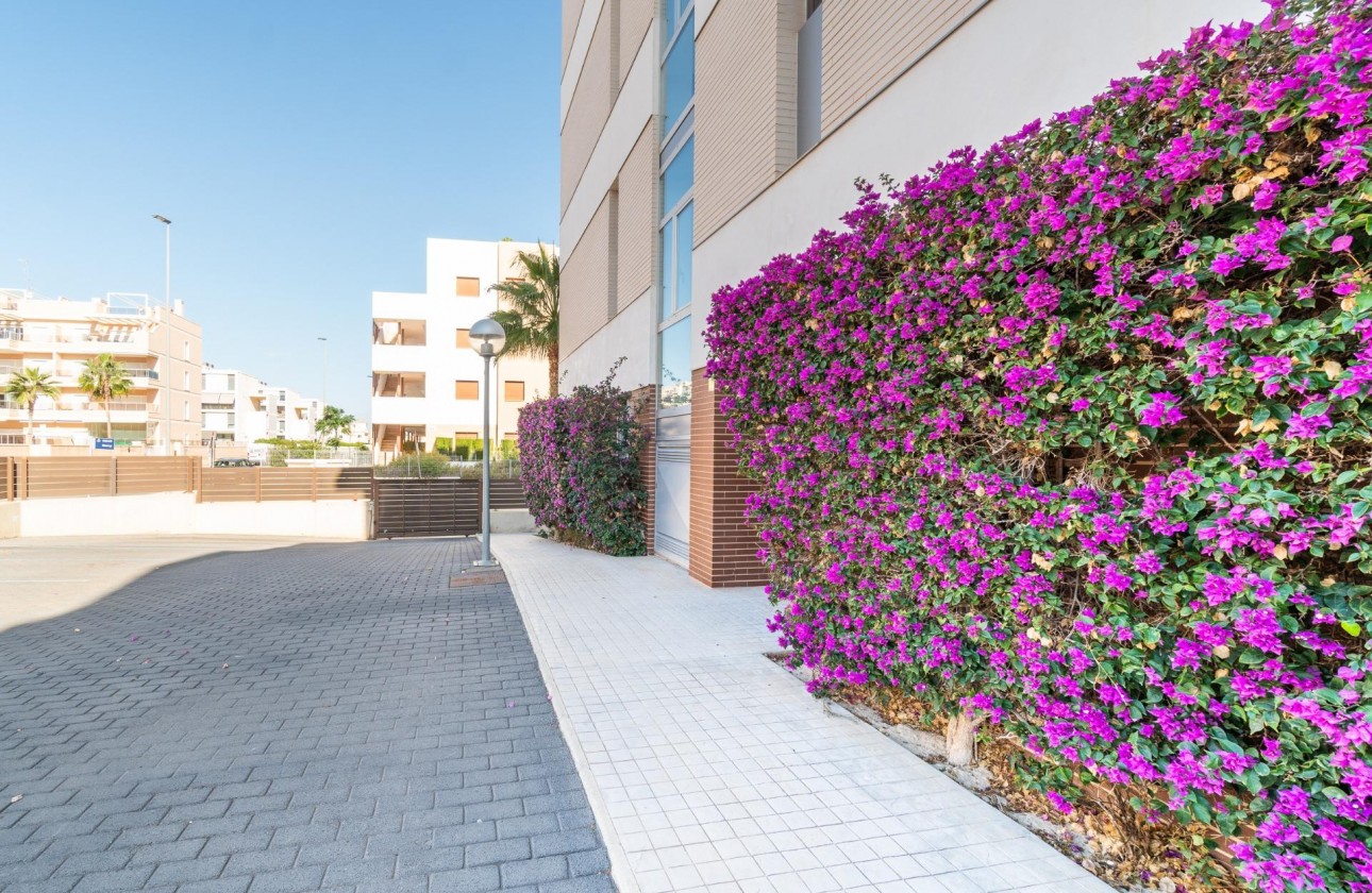 Resale - Apartment / flat - Orihuela Costa - Los Dolses