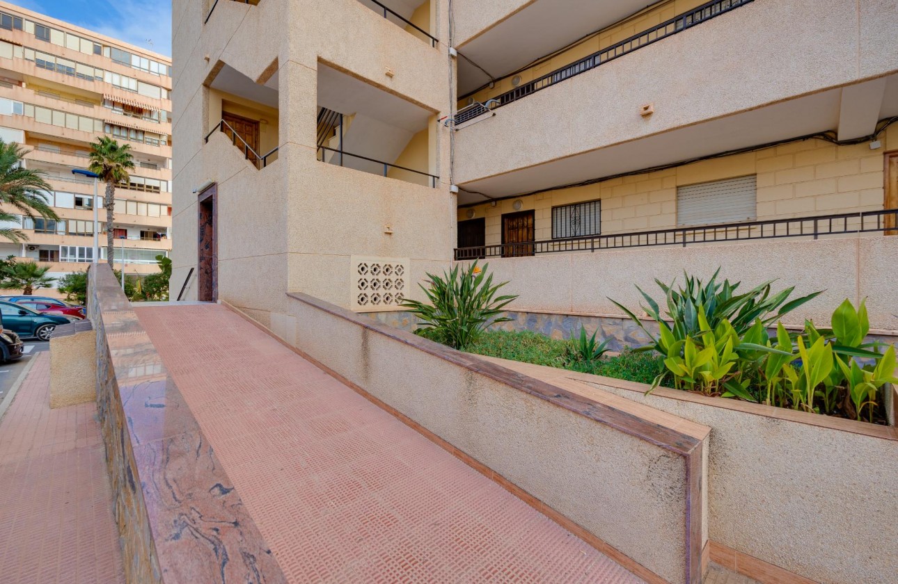 Revente - Appartement - Torrevieja - Cabo cervera