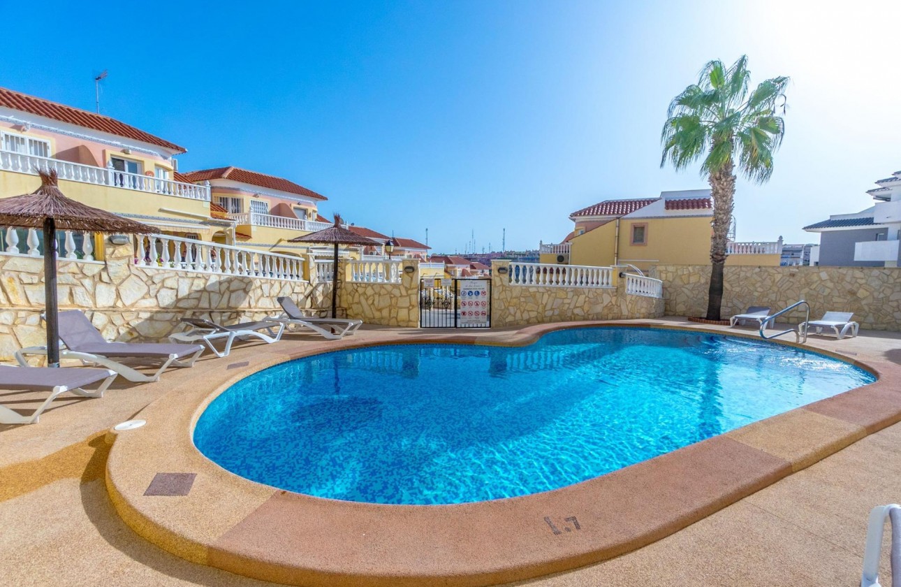 Resale - Villa - Orihuela Costa - Las Filipinas