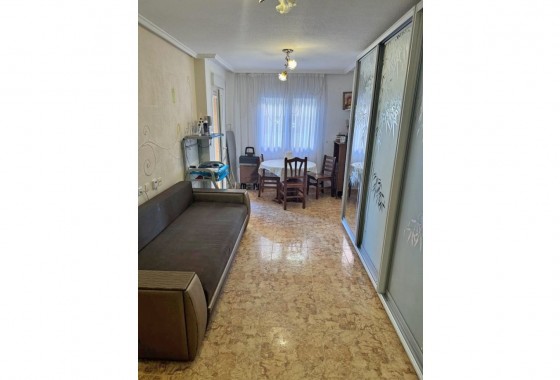 Reventa - Apartamento / piso - Torrevieja