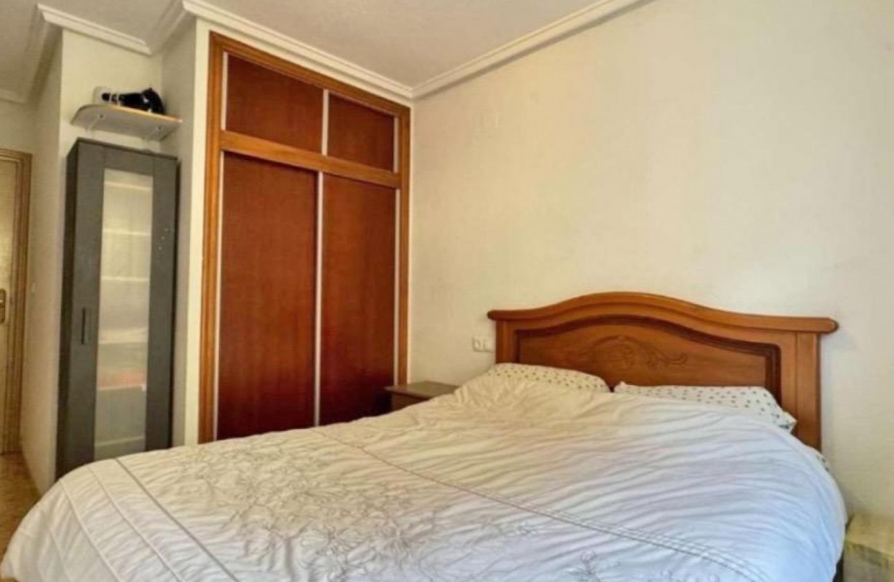 Reventa - Apartamento / piso - Torrevieja