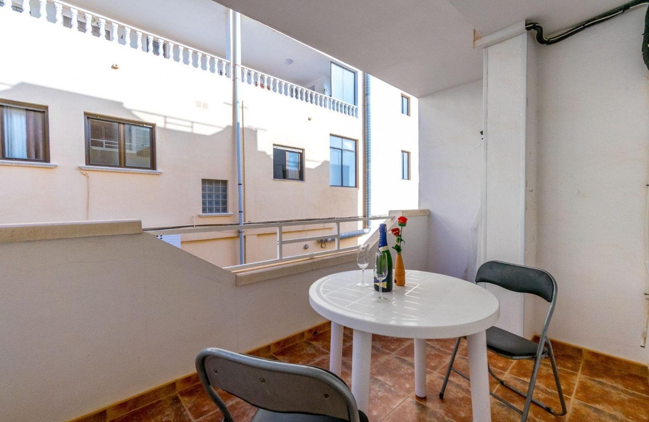 Reventa - Apartamento / piso - Torrevieja - La Mata