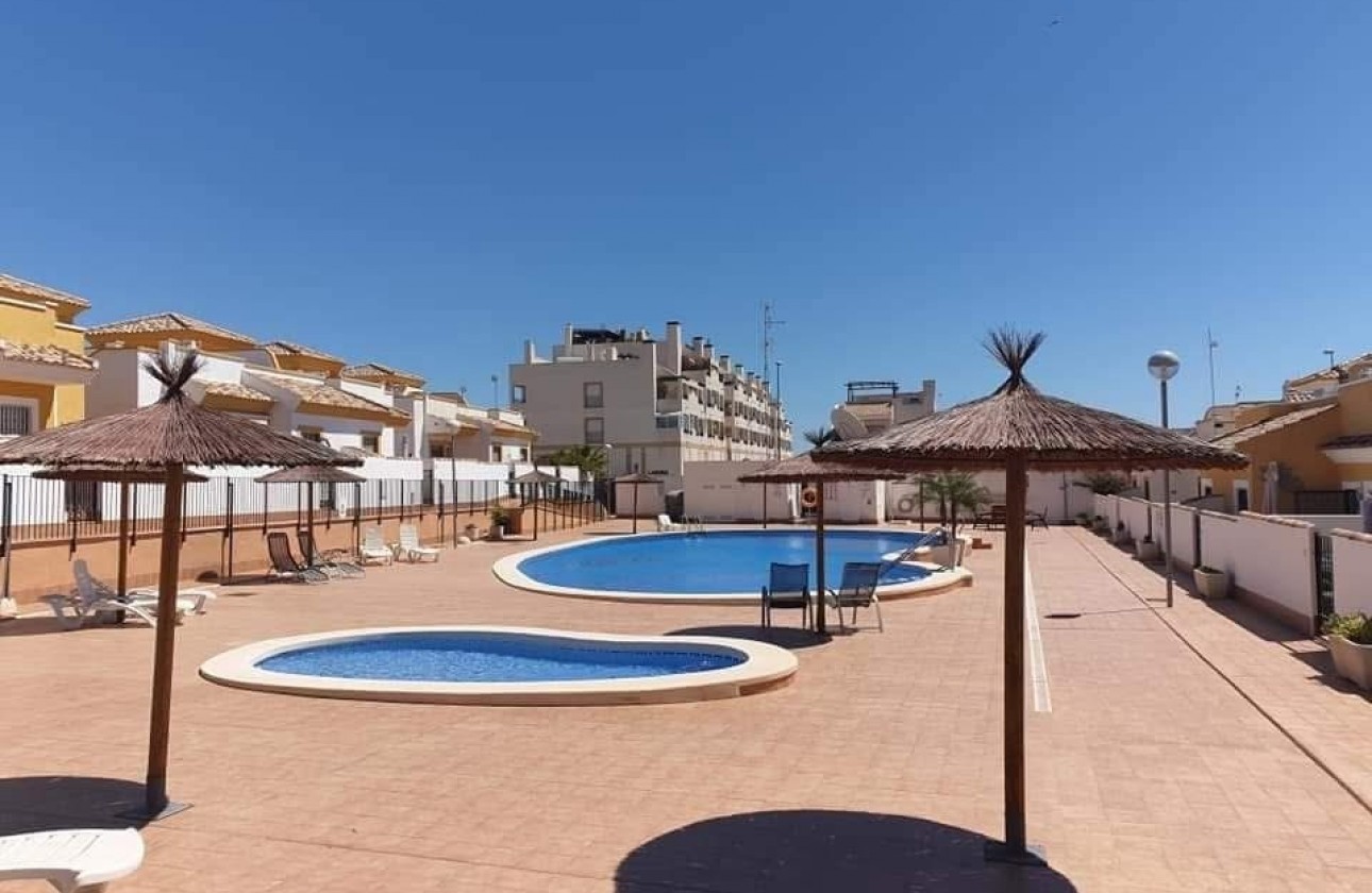 Revente - Town house / semi detached - Orihuela - Entre Naranjos Vistabella