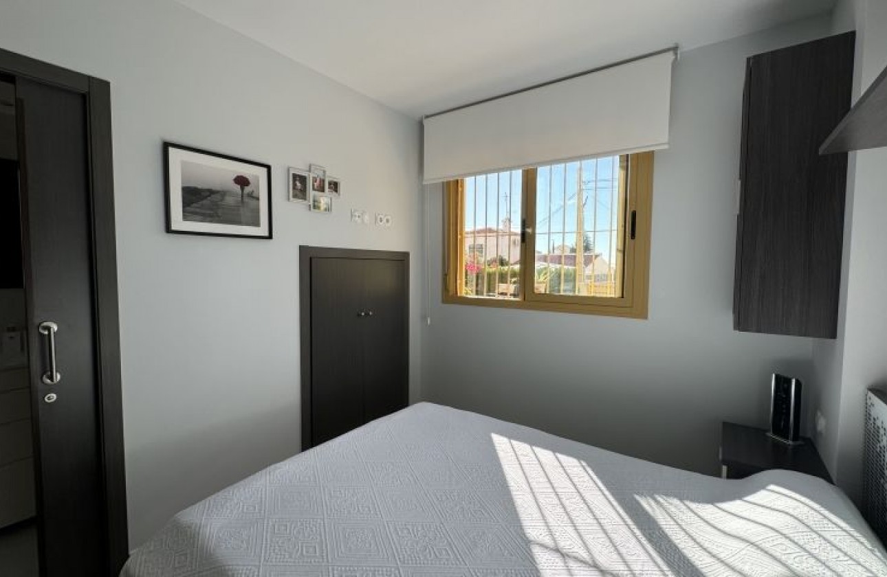 Reventa - Apartamento / piso - Orihuela Costa