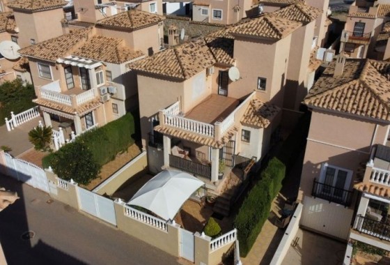 Resale - Villa - Orihuela Costa