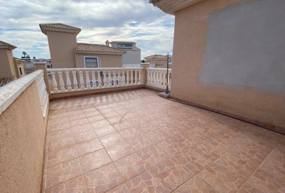 Resale - Villa - Orihuela Costa