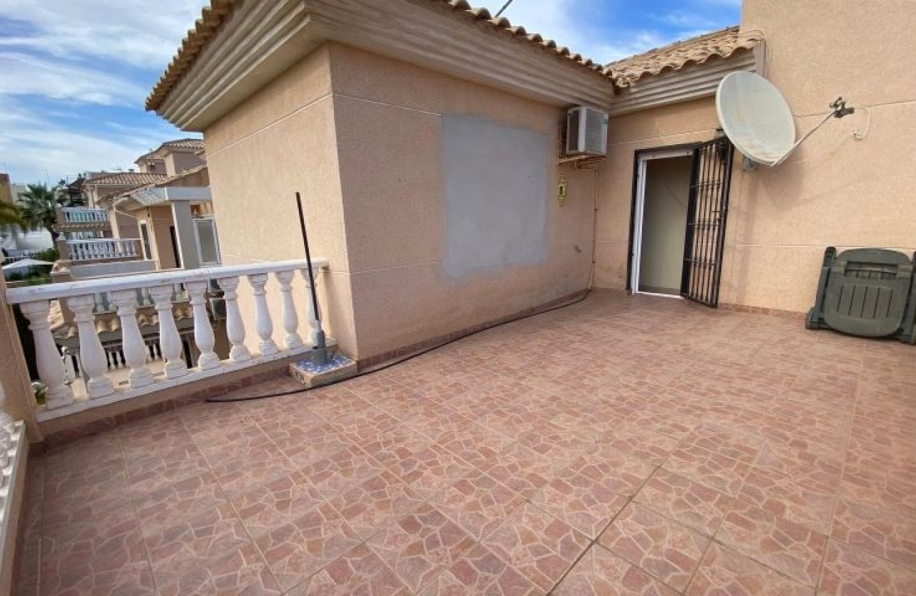 Resale - Villa - Orihuela Costa