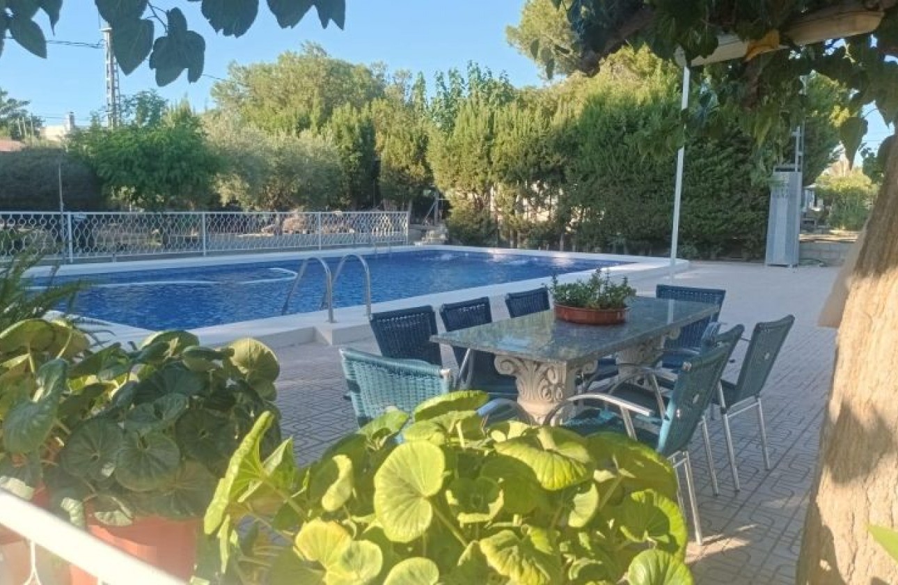 Reventa - Chalet - Elche