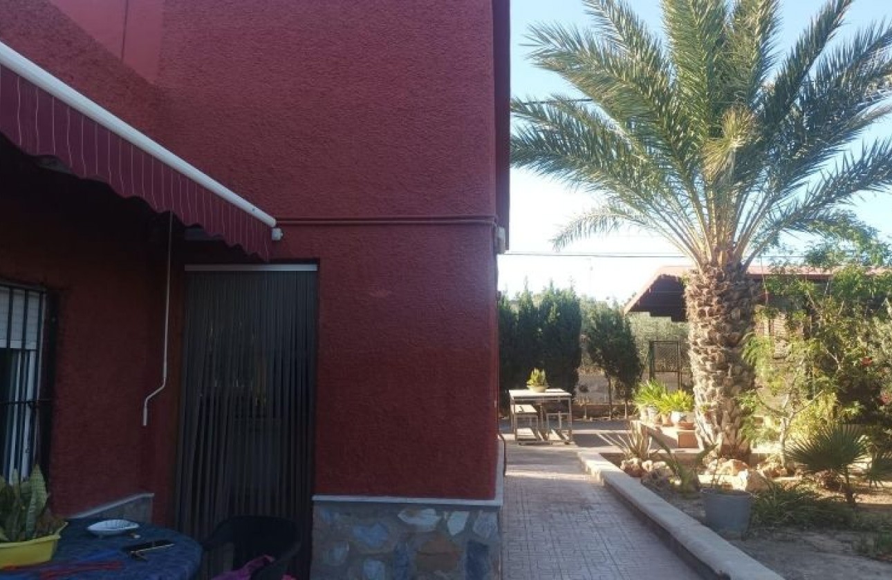 Reventa - Chalet - Elche