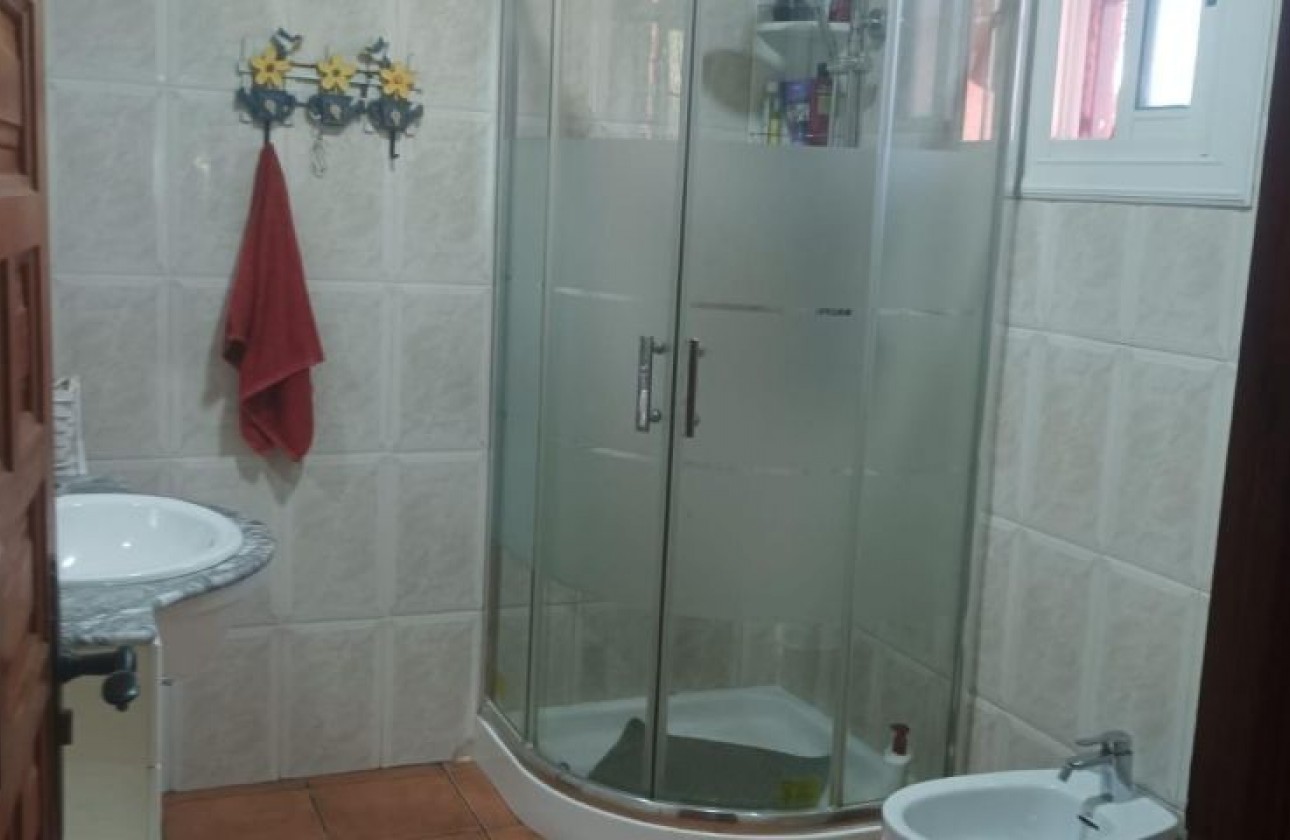 Reventa - Chalet - Elche