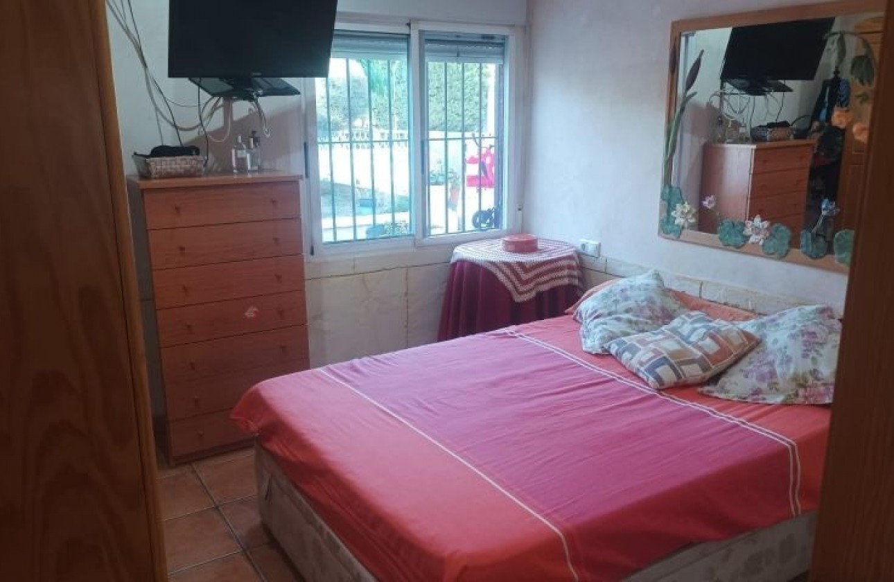 Reventa - Chalet - Elche