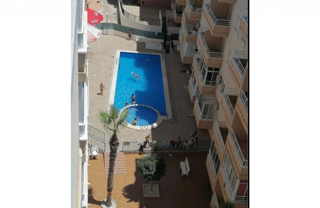 Reventa - Apartamento / piso - Torrevieja