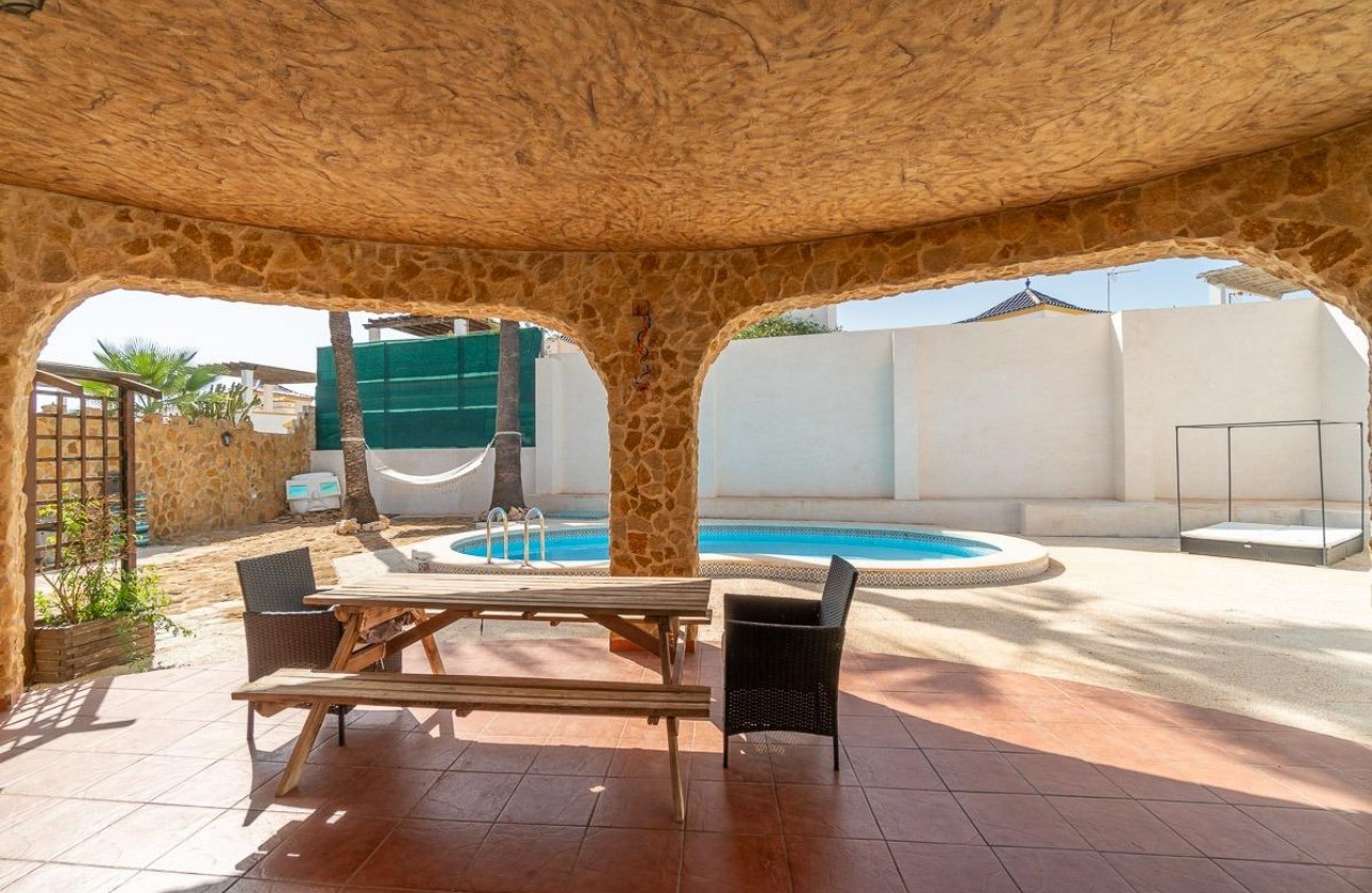 Revente - Villa - Orihuela Costa - Los Balcones