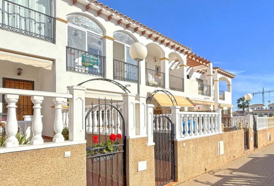 Revente - Villa - Orihuela Costa - Punta Prima