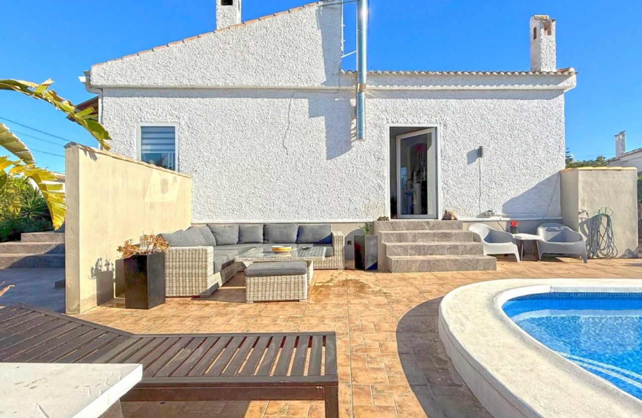 Revente - Villa - Torrevieja - La Siesta - El Salado -  Torreta