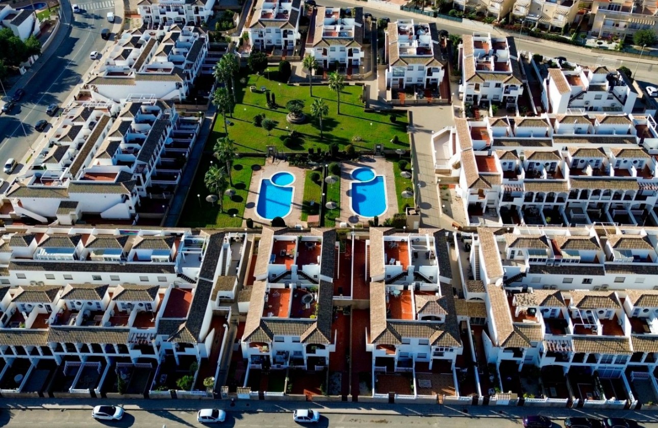 Revente - Villa - Orihuela Costa - Punta Prima