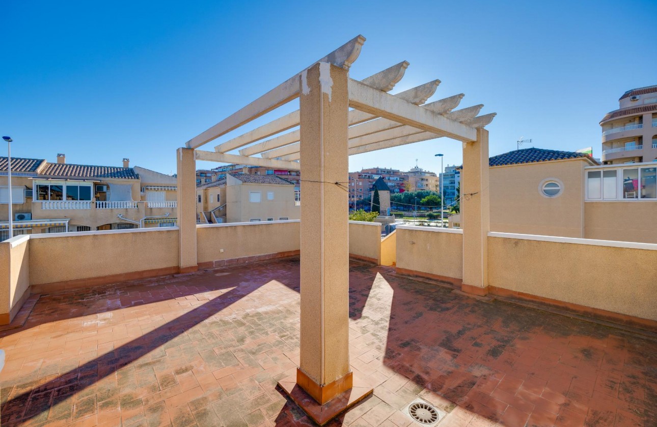 Revente - Villa - Torrevieja - Pueblo - Centro