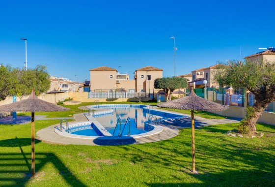 Revente - Villa - Torrevieja - Pueblo - Centro