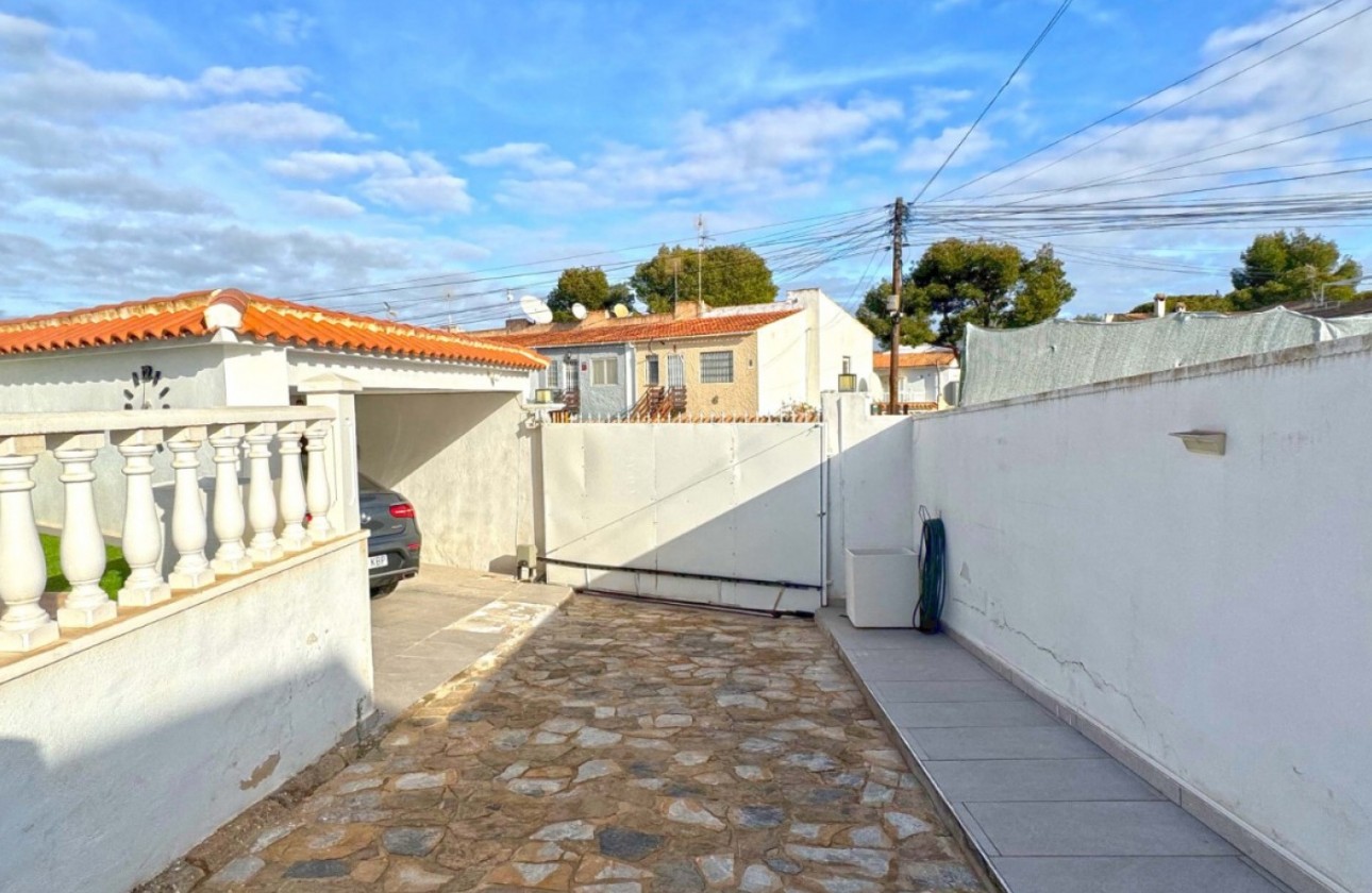 Revente - Villa - Torrevieja - Los Balcones - Los Altos del Edén