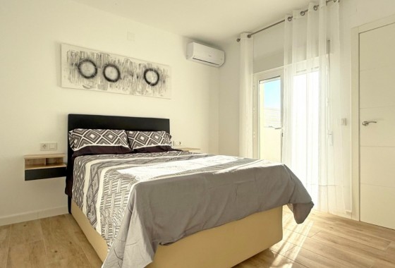 Revente - Villa - Torrevieja - San Luis