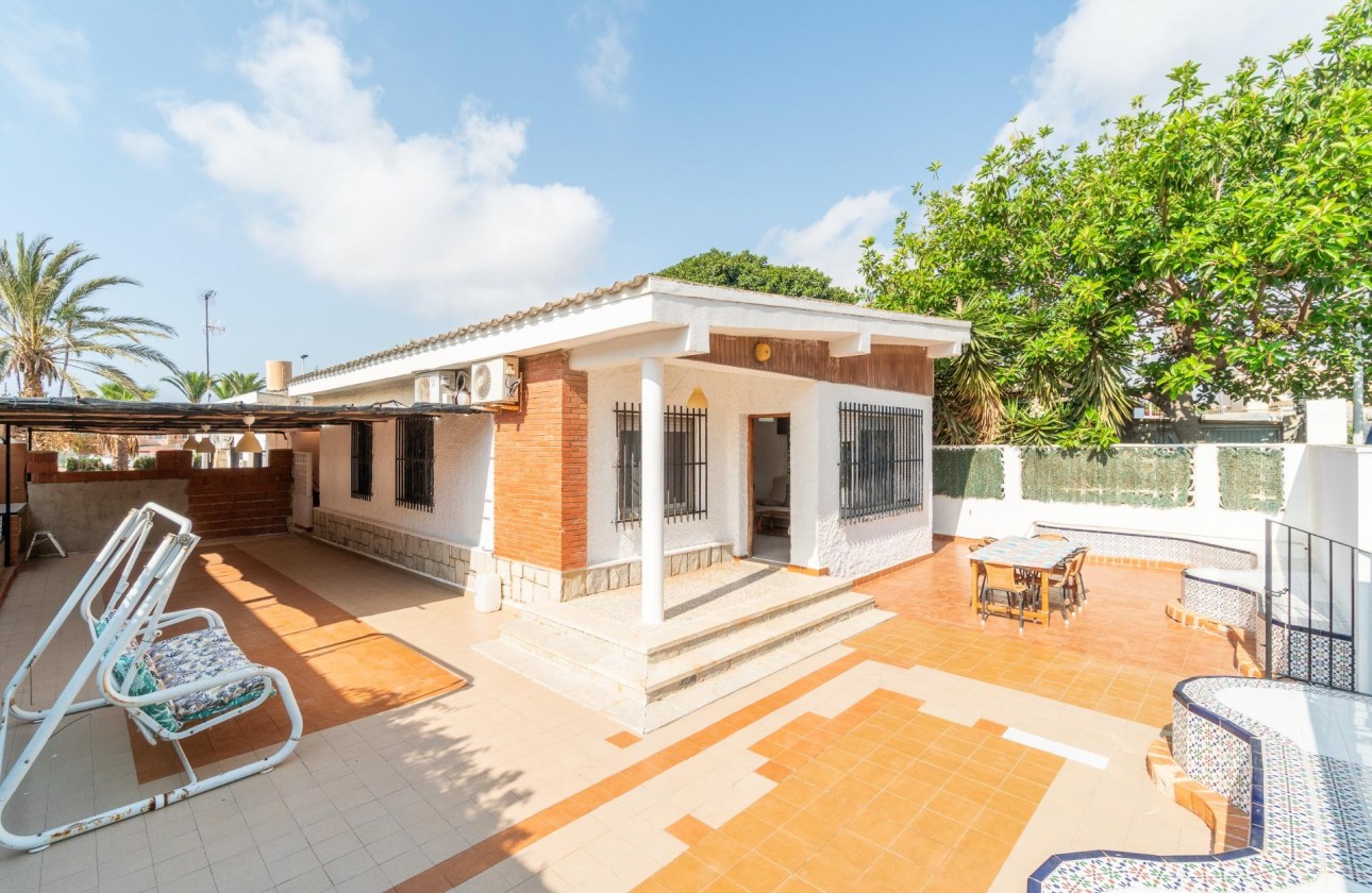 Resale - Villa - Torrevieja - Los Frutales