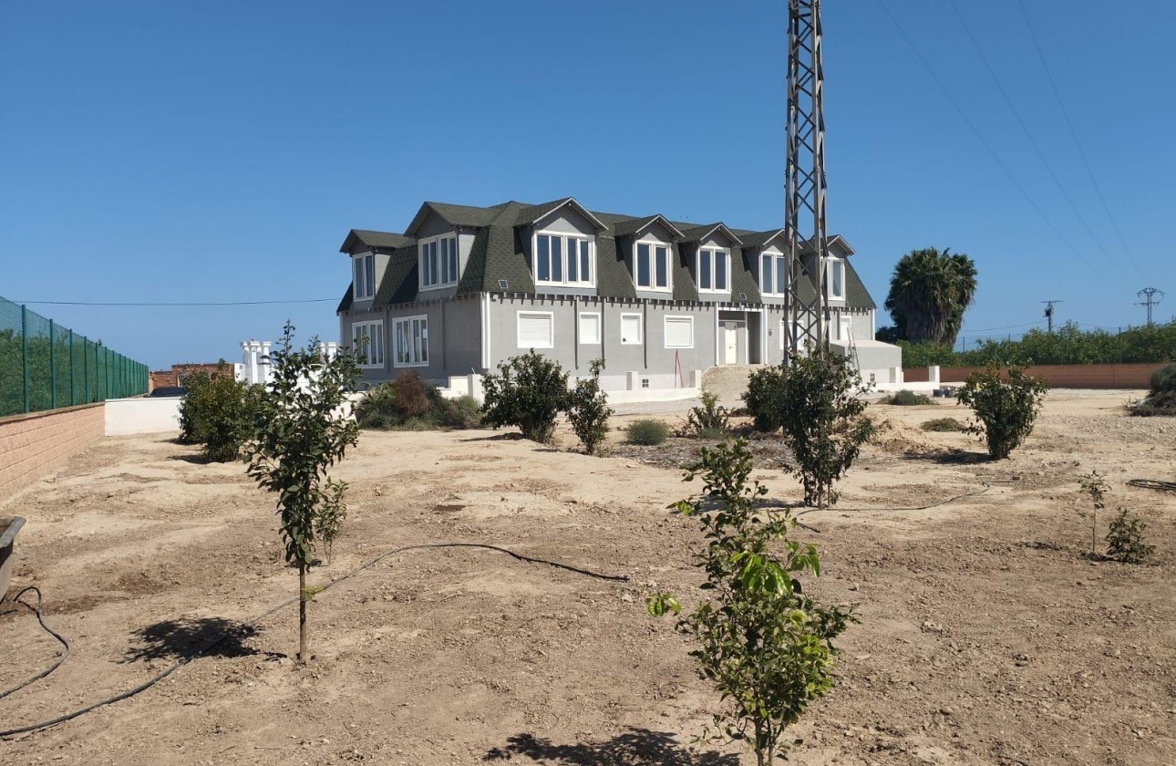 Revente - Villa - San Miguel de Salinas