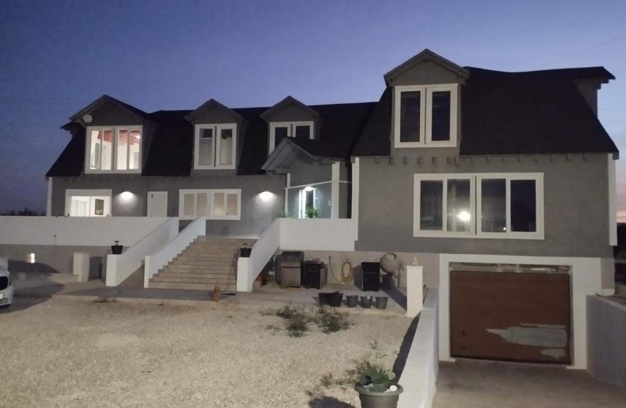 Revente - Villa - San Miguel de Salinas