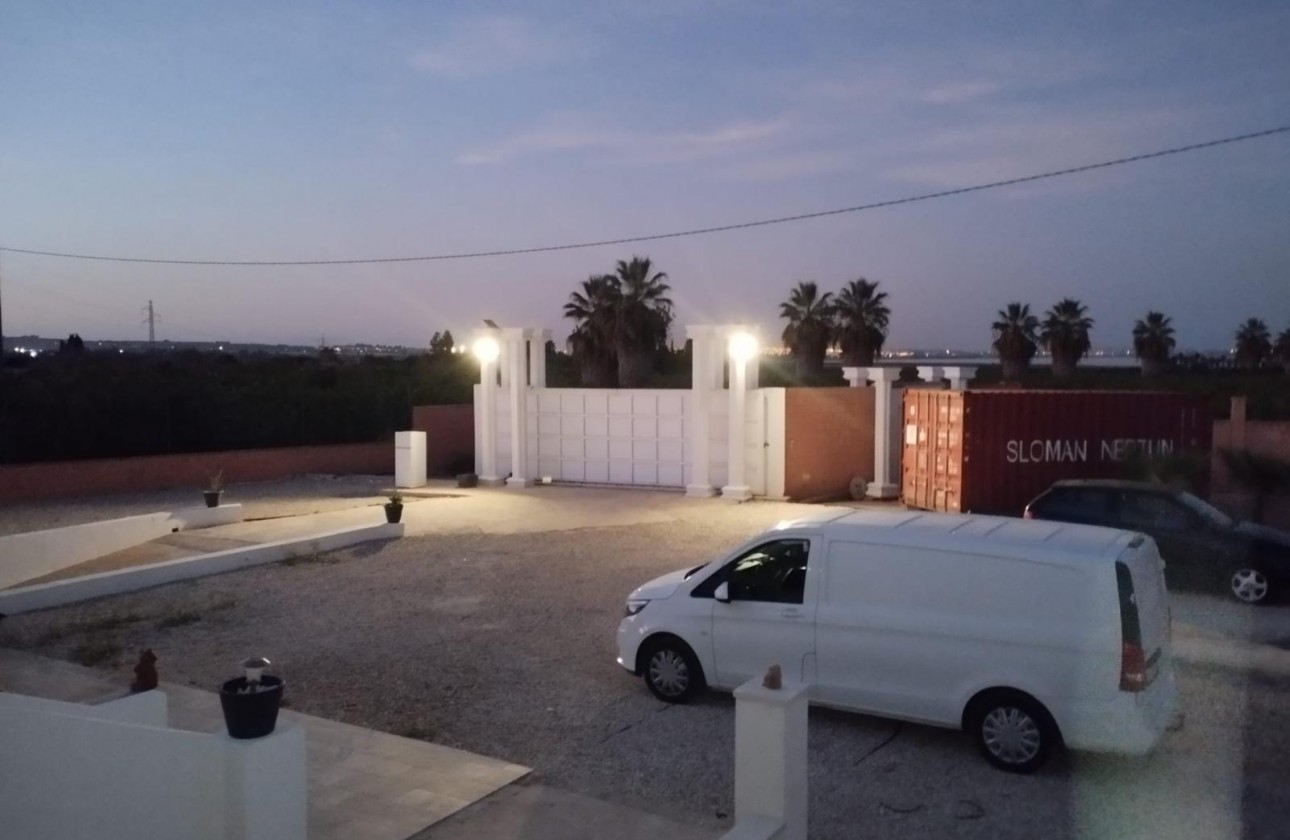 Revente - Villa - San Miguel de Salinas