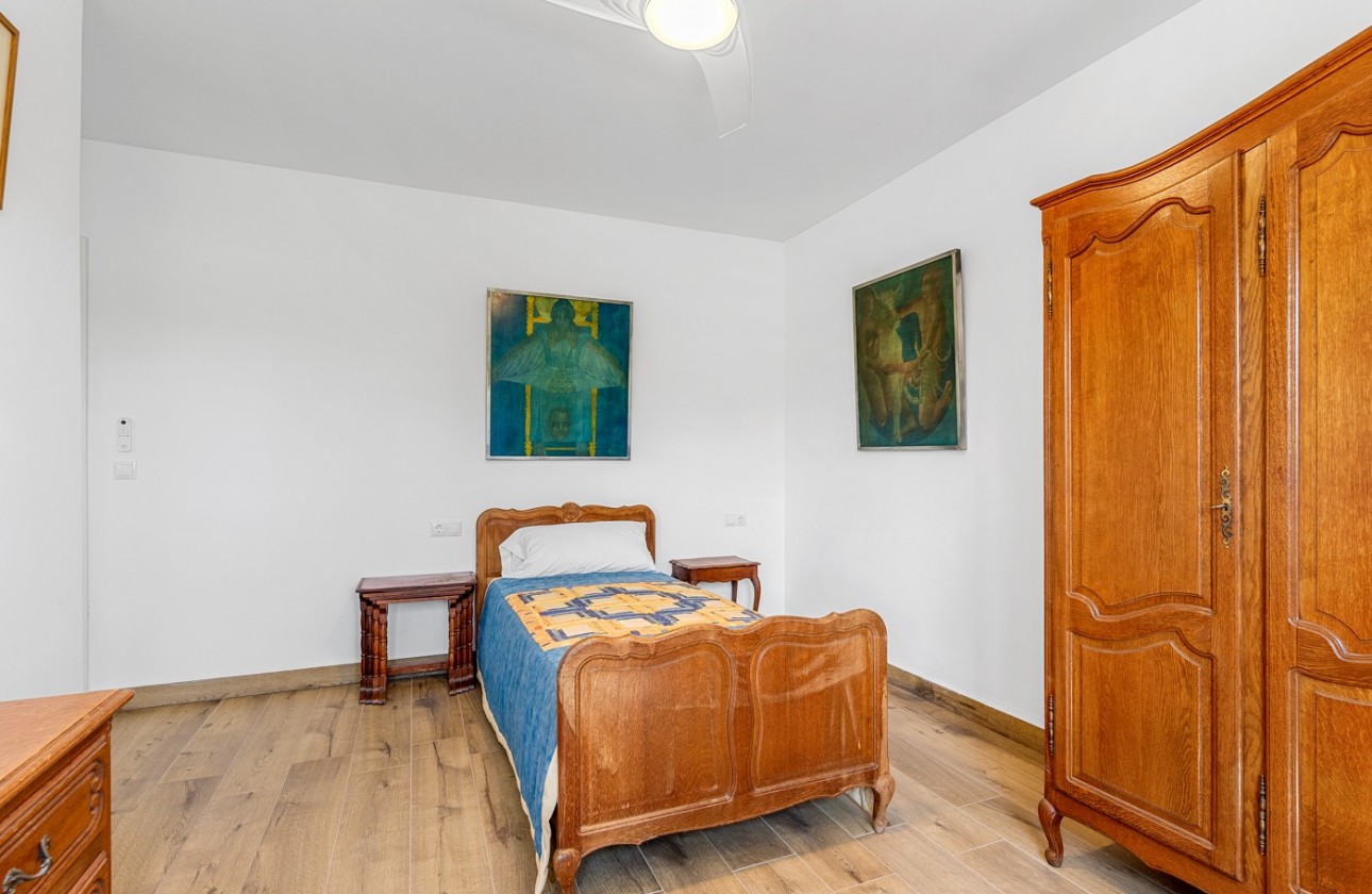 Resale - Villa - Los Montesinos - LOS MONTESINOS