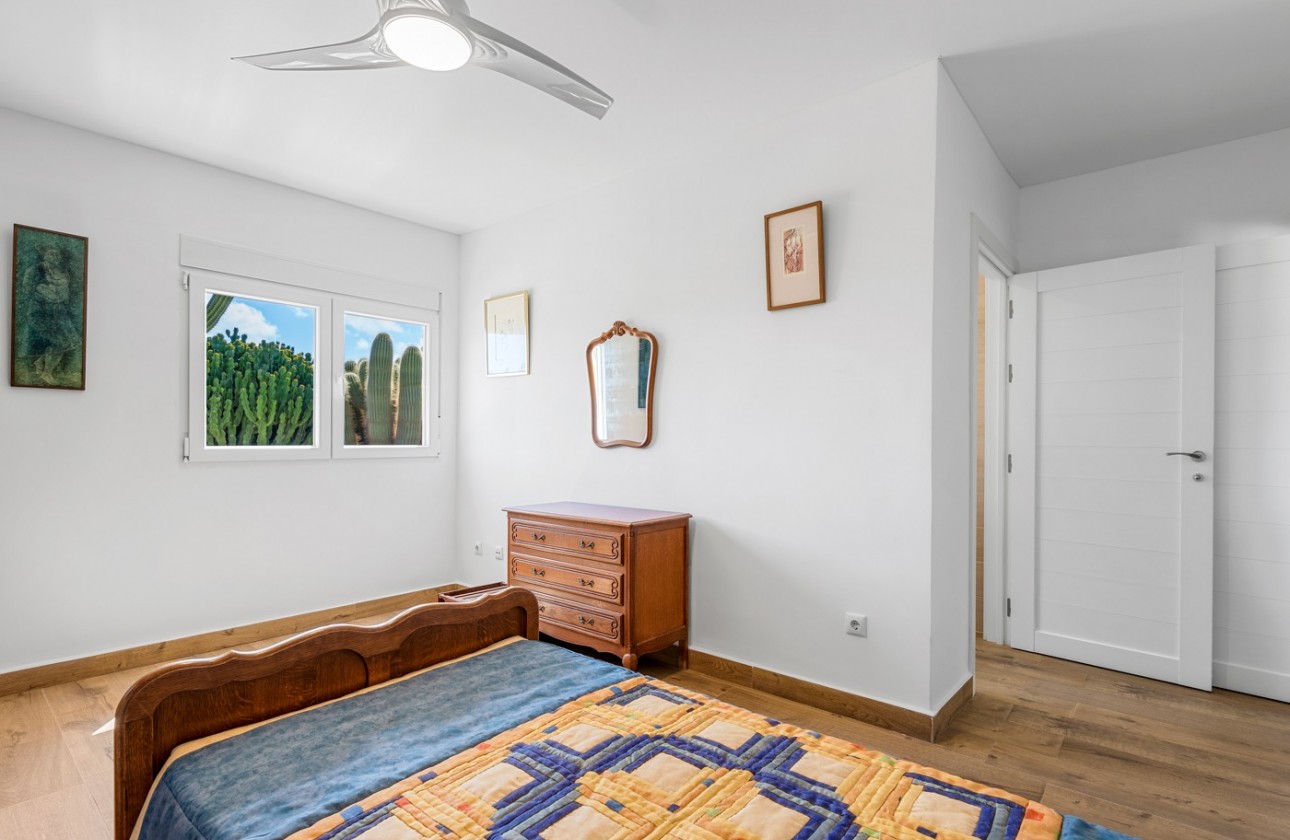 Resale - Villa - Los Montesinos - LOS MONTESINOS